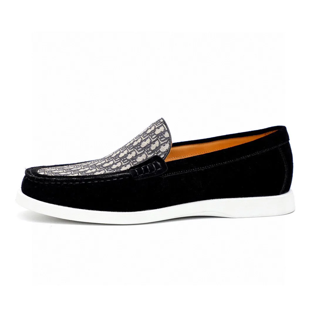 Men's shoes 💰460 💐Original packaging Product trademark: Dior "Dior" casual leather shoes Regular size: 38-44 (45.46.47🉑️Customized) Product materials: Selected Italian imported first-layer suede cowhide upper, imported water-dyed 🐂 cowhide lining. Strong three-dimensional visual effect, original rubber outsole Color: 3⃣️colors available
